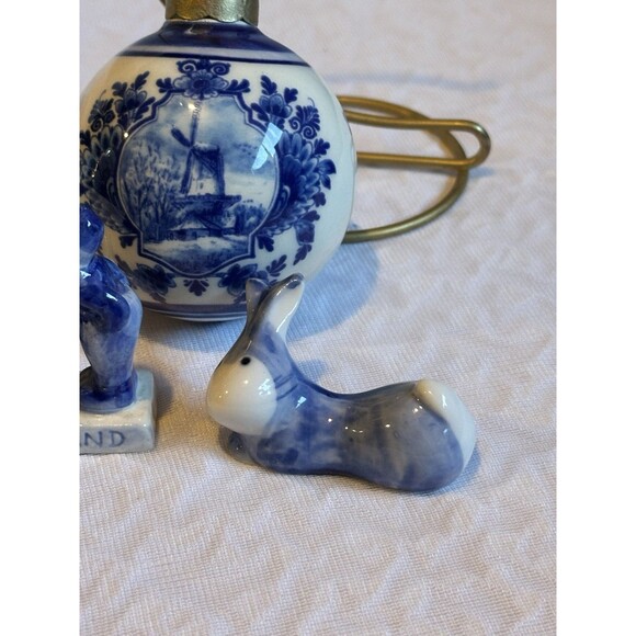 vintage Delft Blue Holland figurines Kissing Couple Windmill Ornament Rabbit - Picture 4 of 16